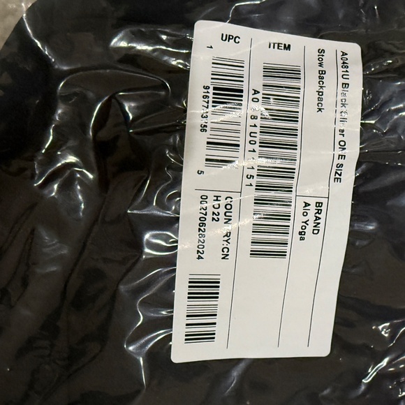 Alo Yoga Stow Backpack Black With Detachable Pouch NWT main image 14